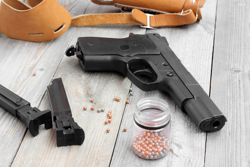 How to Use an Airsoft Gun?