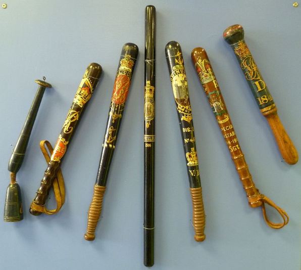 Edinburgh_police_truncheons_(19thC)
