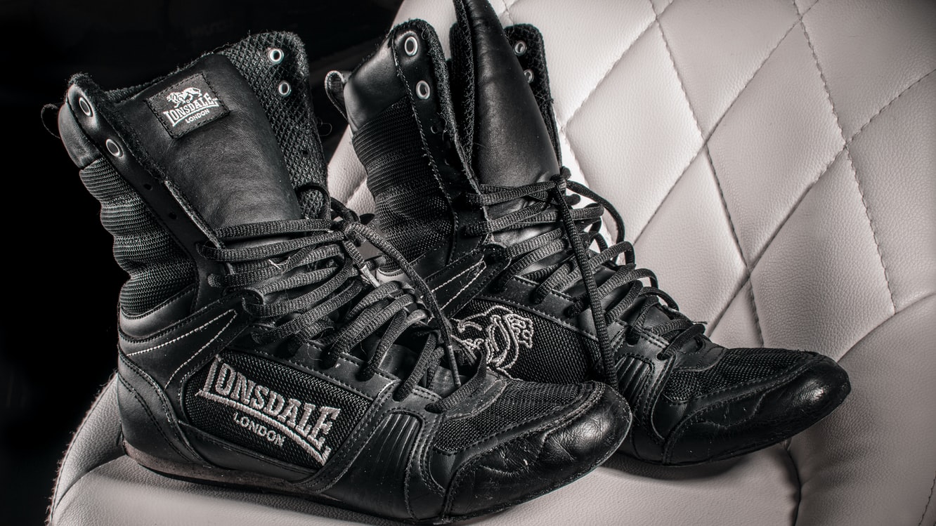 black boxing shoes