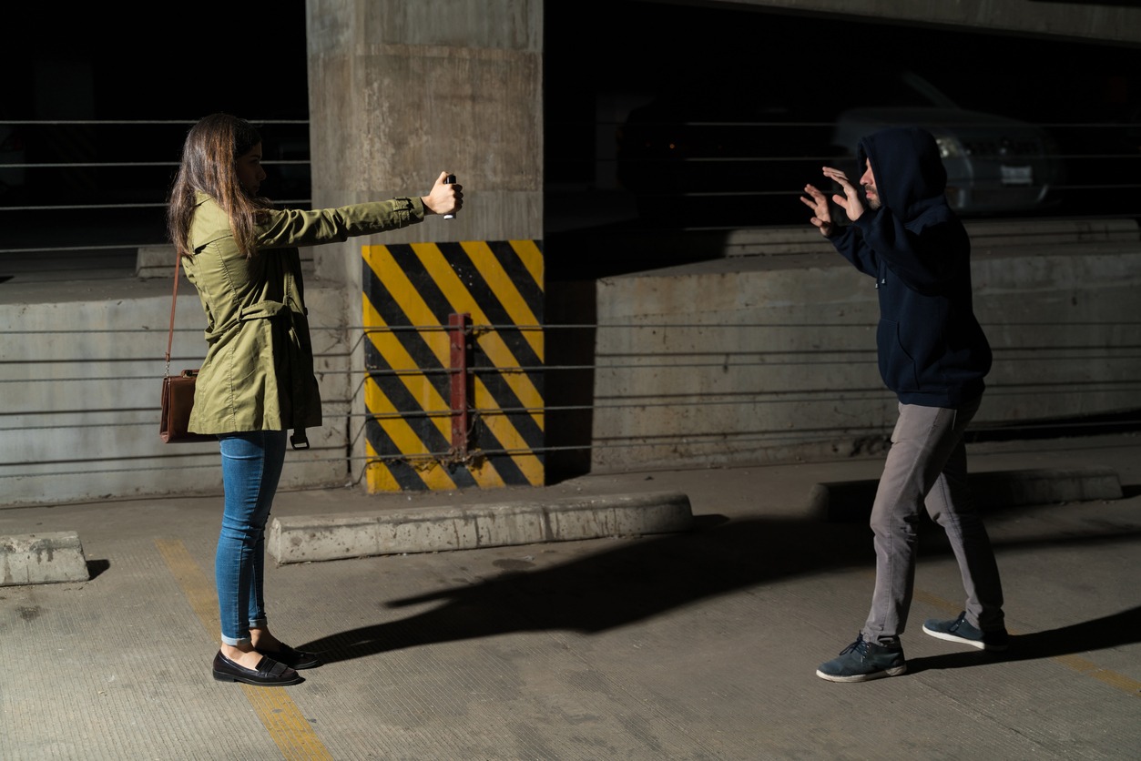 self-defense using pepper spray