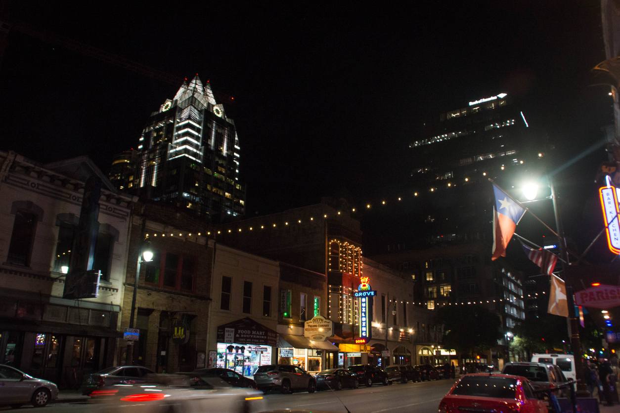 Famous Austin's 6th street at night, historic and entertainment district in Austin downtown