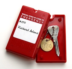 KEYSURE / RED BOX KEYSURE / RED BOX