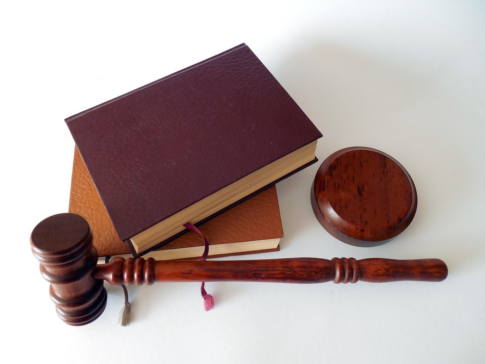 When to Call a Personal Injury Lawyer